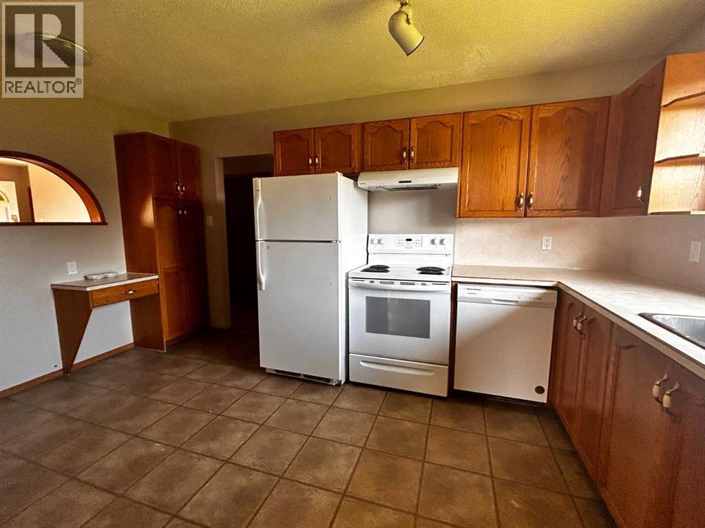 4406 Fordham Crescent SE, Calgary, Alberta  T2A 1Z9 - Photo 4 - A2322200
