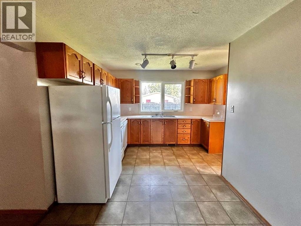4406 Fordham Crescent SE, Calgary, Alberta  T2A 1Z9 - Photo 6 - A2322200