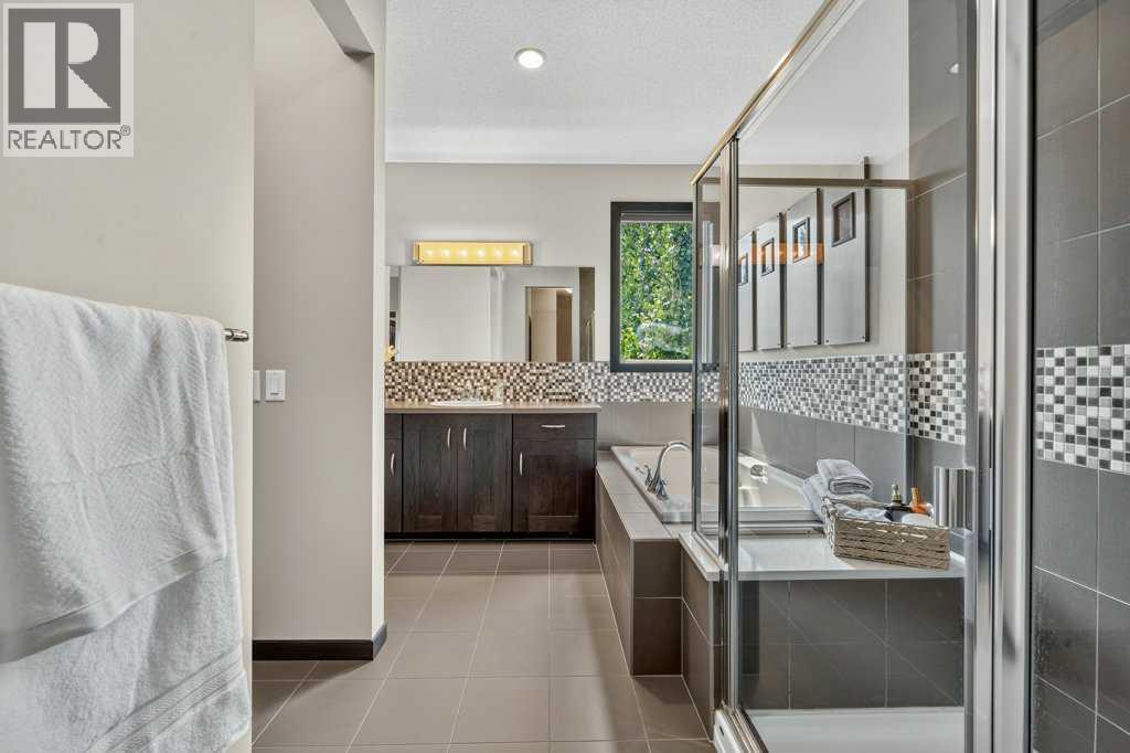 23 Cranarch Landing SE, Calgary, Alberta  T3M 0Z5 - Photo 24 - A2336428