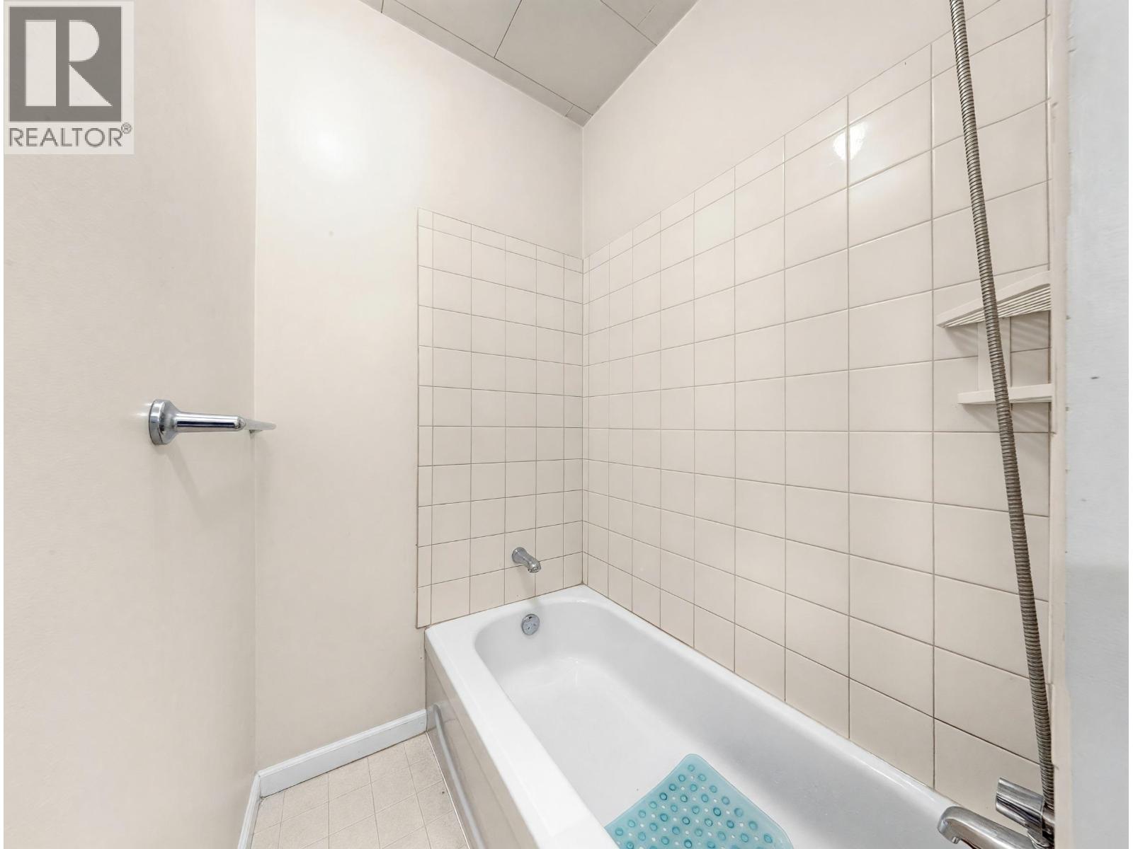 122 W 17th Avenue, Vancouver, British Columbia V5Y 1Z6 - Photo 13 - R3155716