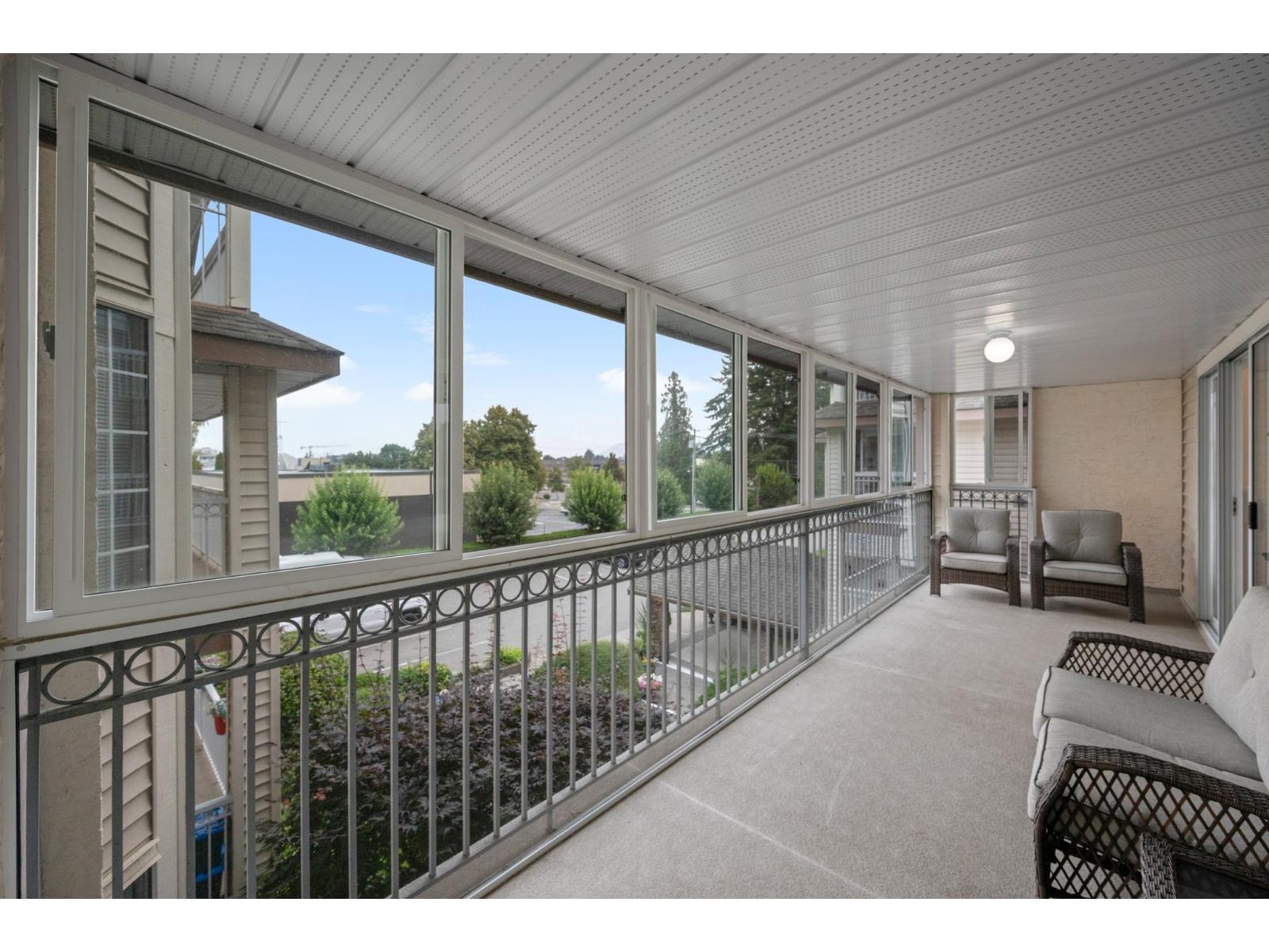 201 2491 Gladwin Road, Abbotsford, British Columbia  V2T 3N8 - Photo 15 - R3156544