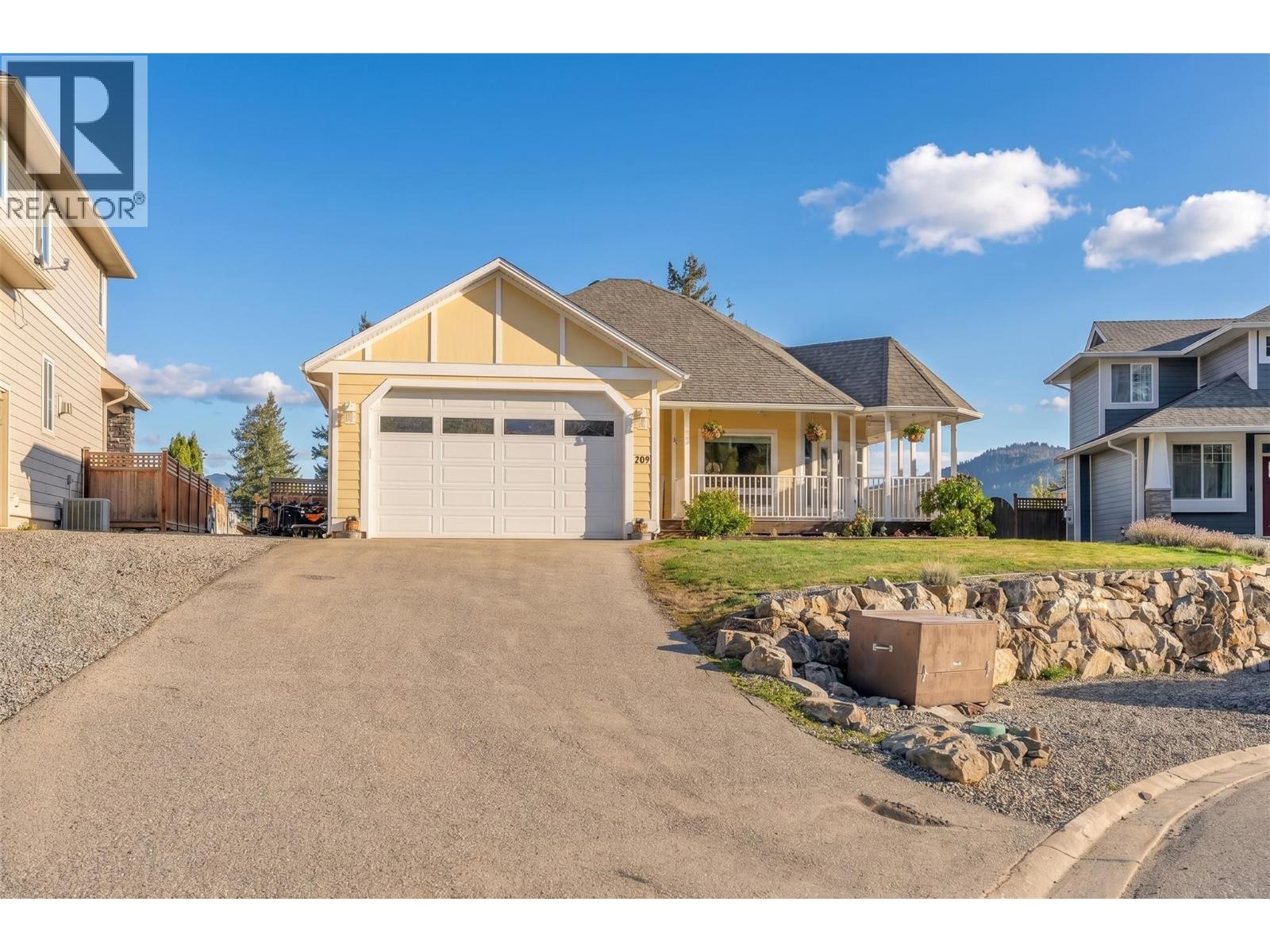 209 Westridge Court, Princeton, British Columbia  V0X 1W0 - Photo 2 - 10382528
