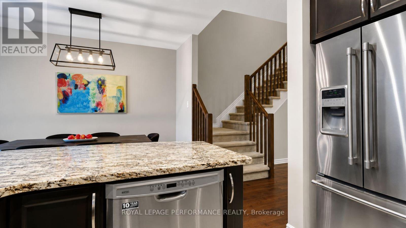 338 Alasken Drive, Ottawa, Ontario K1T 0M4 - Photo 10 - X13685146