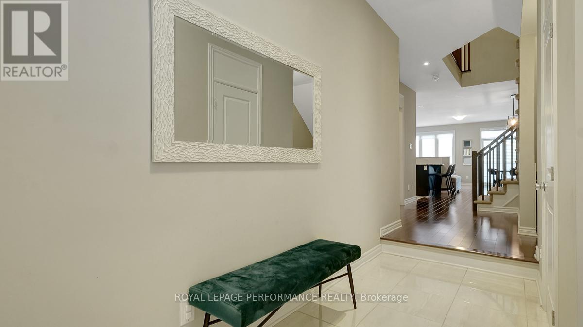 338 Alasken Drive, Ottawa, Ontario K1T 0M4 - Photo 4 - X13685146