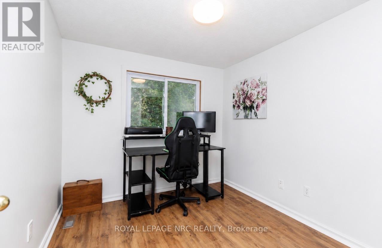 6562 Harmony Avenue, Niagara Falls, Ontario  L2H 1Z4 - Photo 6 - X13685130