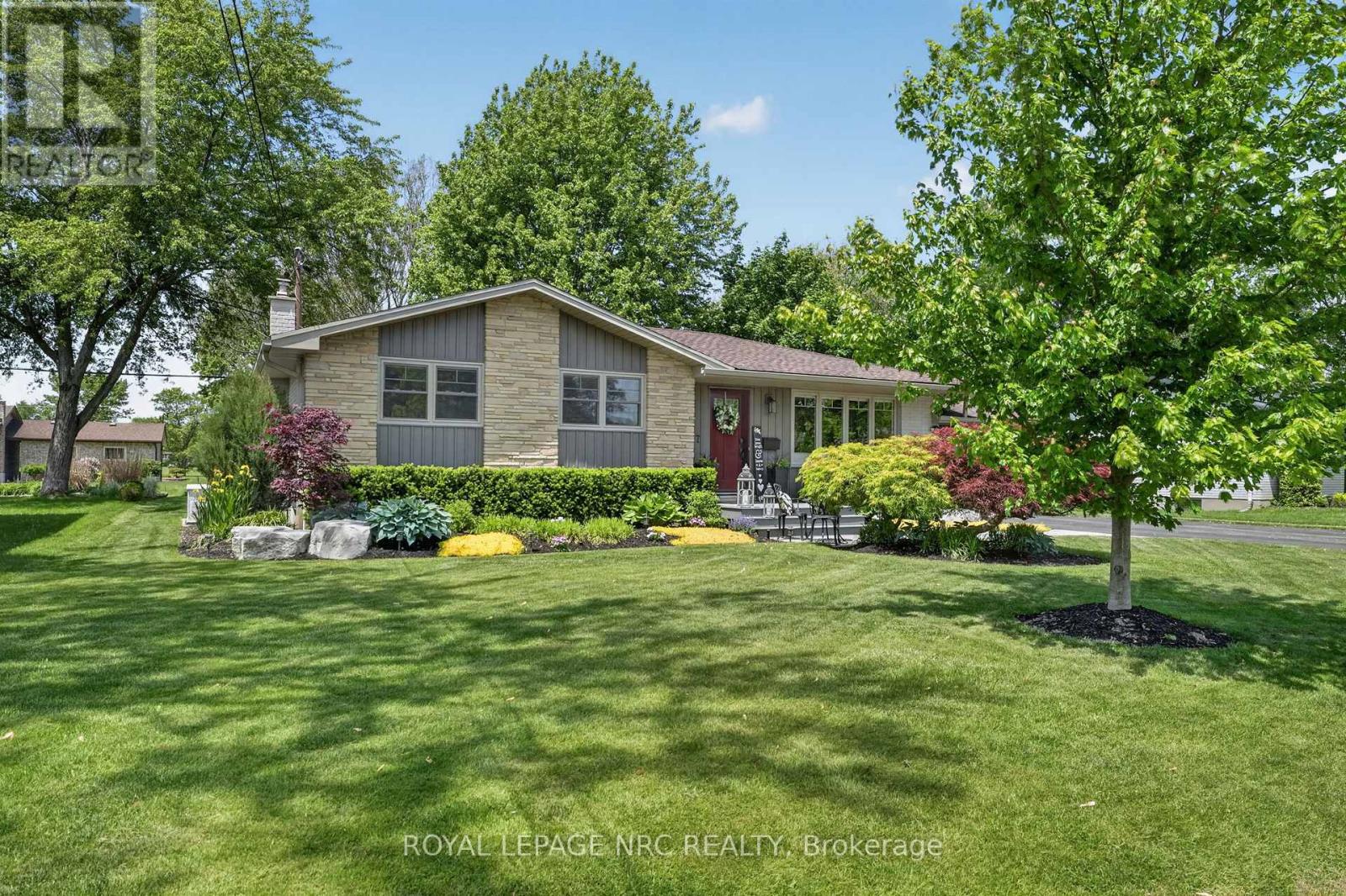 787 Grandview Road, Fort Erie, Ontario  L2A 4V6 - Photo 1 - X13685162