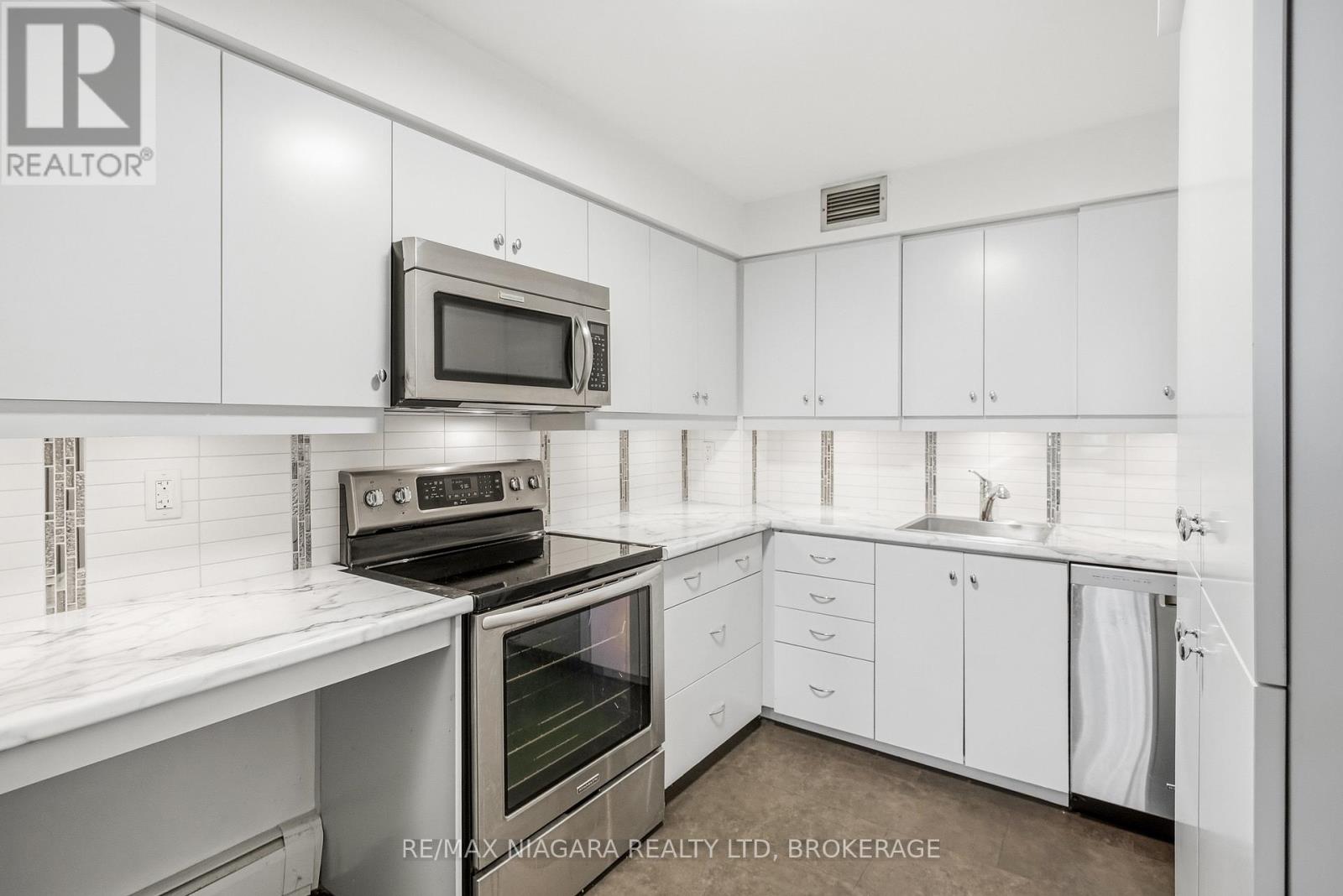 102 - 35 Towering Heights Boulevard, St. Catharines, Ontario  L2T 3G8 - Photo 8 - X13685168
