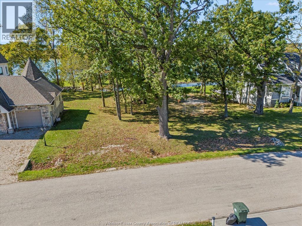 290 Crystal Bay Drive, Amherstburg, Ontario  N9V 4A6 - Photo 2 - 26019950