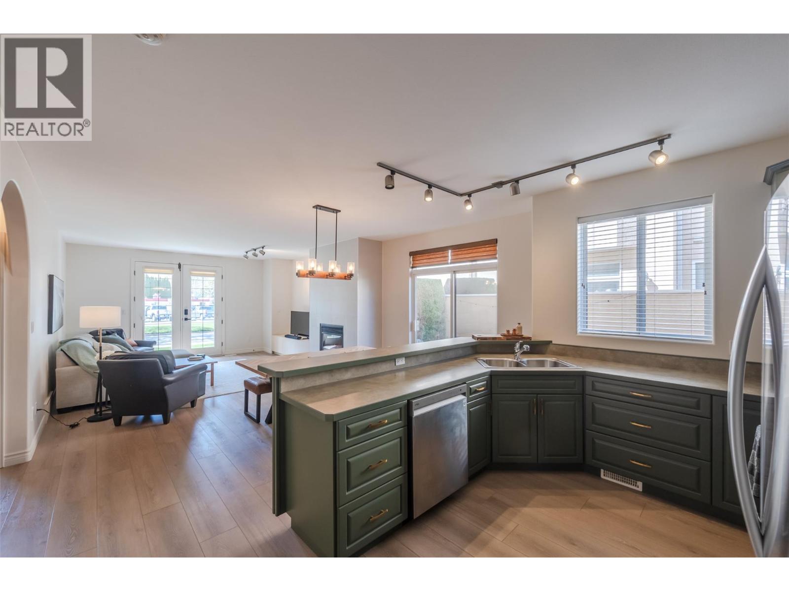 1065 Churchill Avenue Unit# 102, Penticton, British Columbia  V2A 9A7 - Photo 6 - 10397822