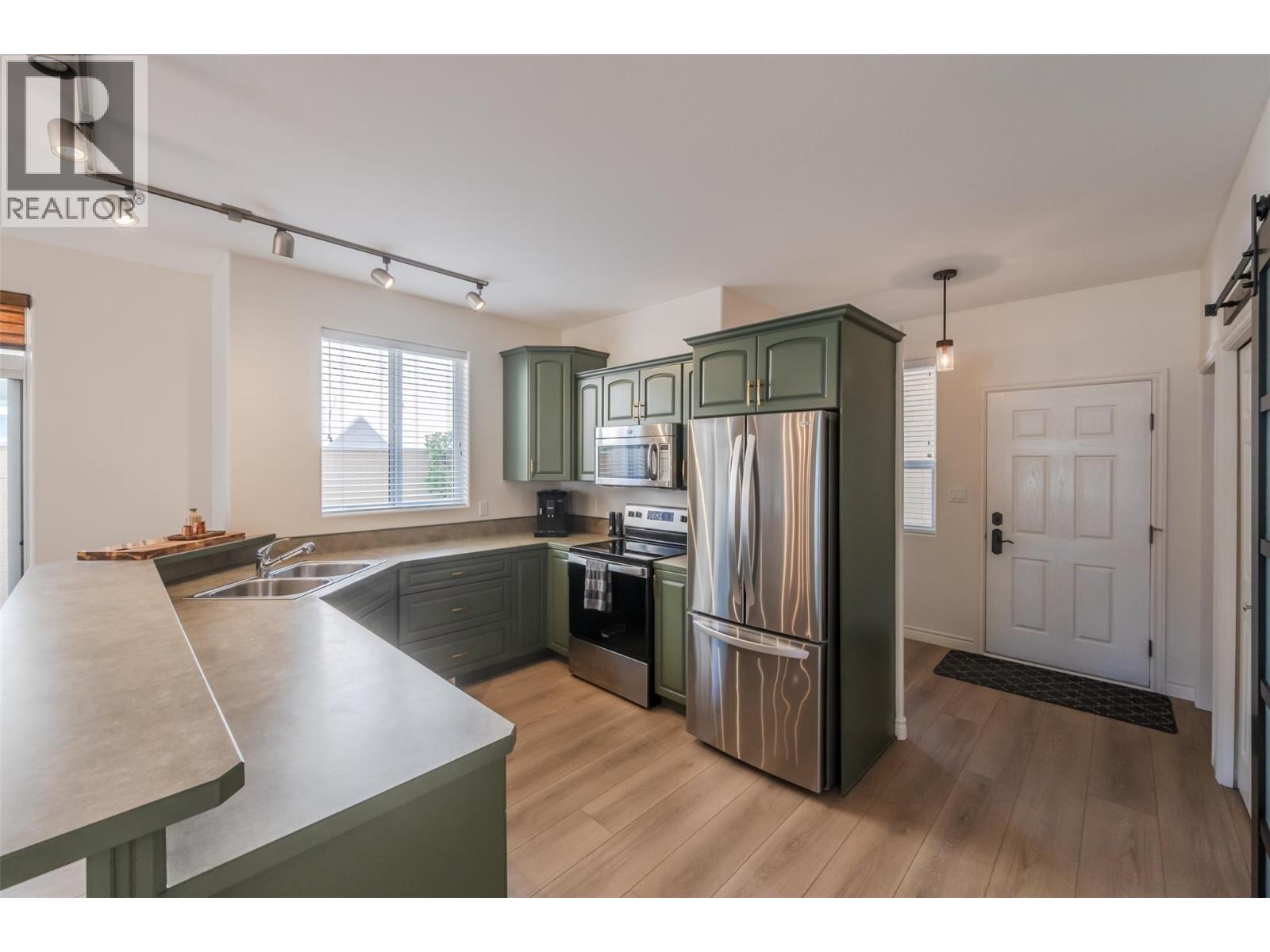 1065 Churchill Avenue Unit# 102, Penticton, British Columbia  V2A 9A7 - Photo 18 - 10397822