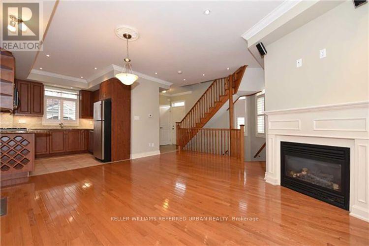 967 Kipling Avenue, Toronto, Ontario  M9B 3L3 - Photo 3 - W13685112
