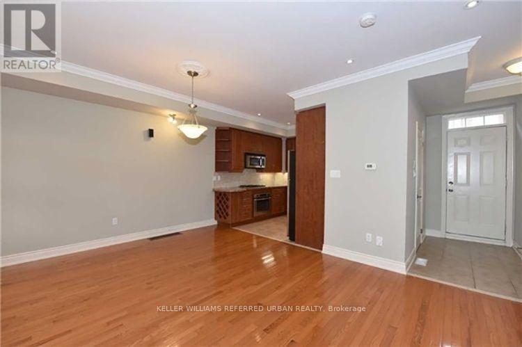 967 Kipling Avenue, Toronto, Ontario  M9B 3L3 - Photo 6 - W13685112