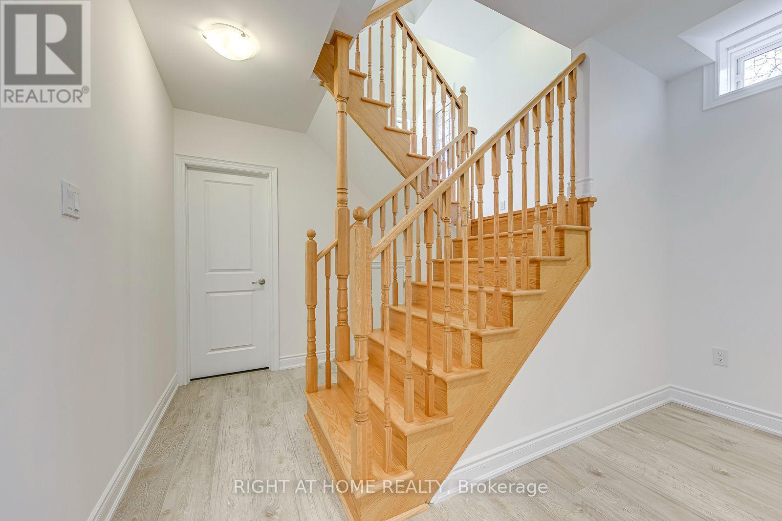 2581 Islington Avenue, Toronto, Ontario  M9V 4A2 - Photo 37 - W13685178