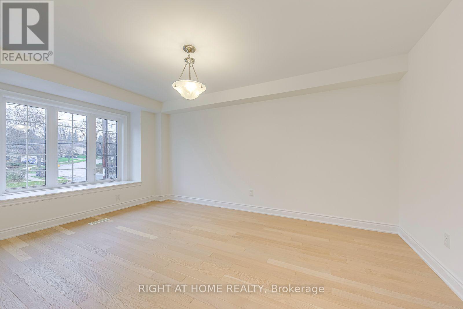 2577 Islington Avenue, Toronto, Ontario  M9V 4A2 - Photo 17 - W13685186