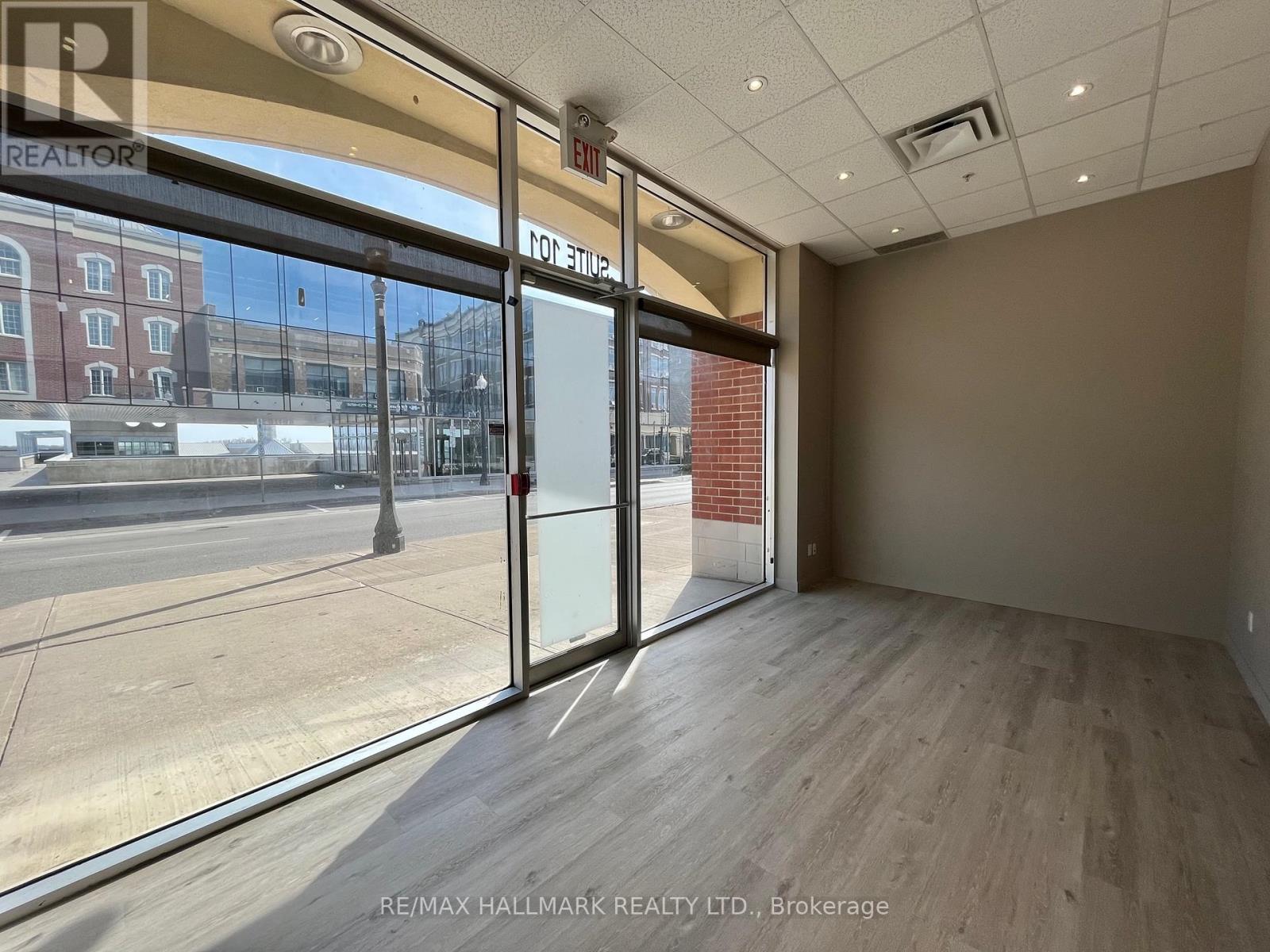 101 - 120 Colborne Street, Brantford, Ontario  N3T 2G6 - Photo 6 - X13685214