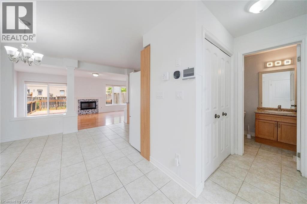 8435 Kelsey Crescent, Niagara Falls, Ontario  L2H 0E6 - Photo 10 - 40851089