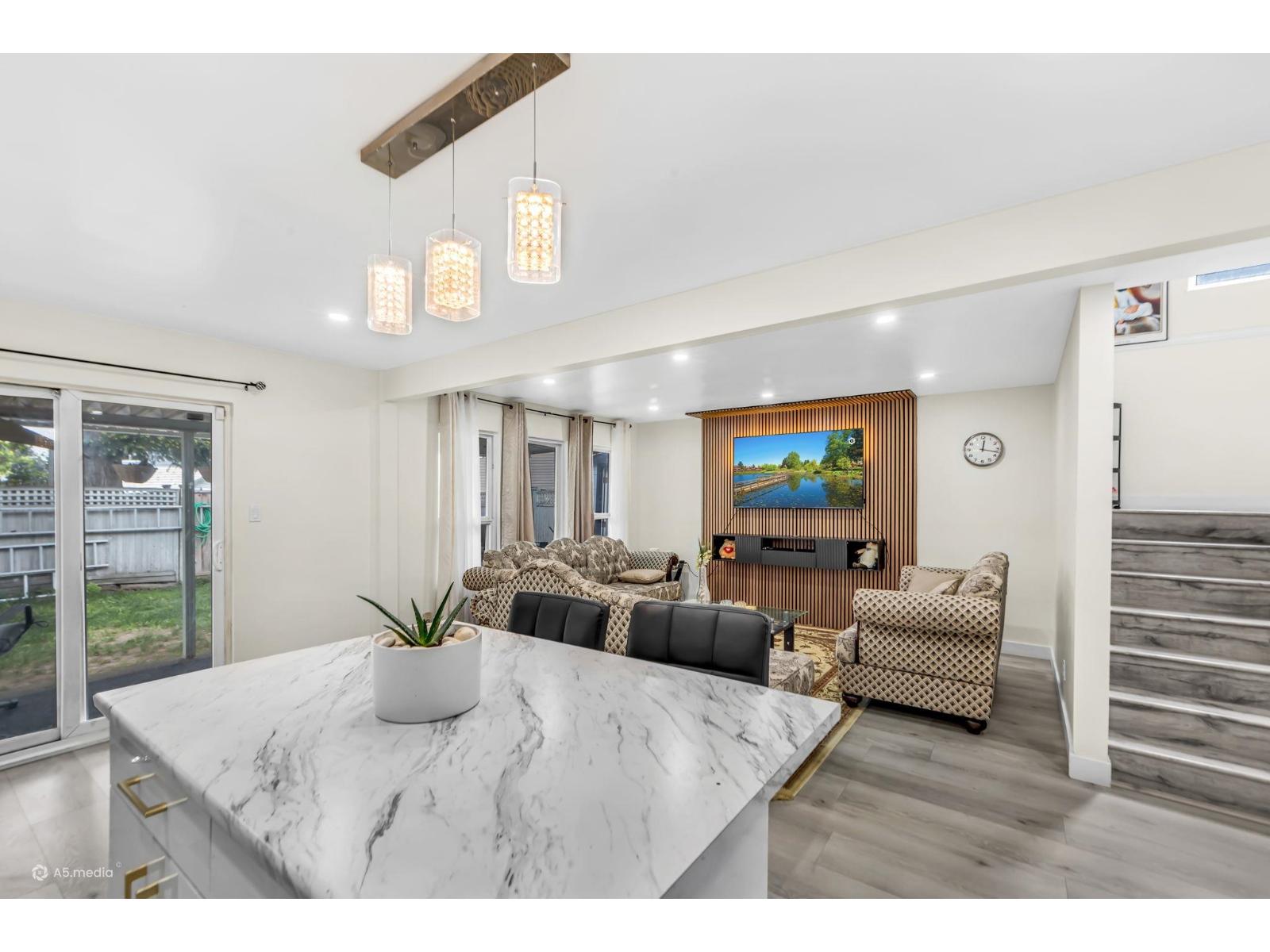 7368 Parkwood Drive, Surrey, British Columbia  V3W 7G6 - Photo 9 - R3126324
