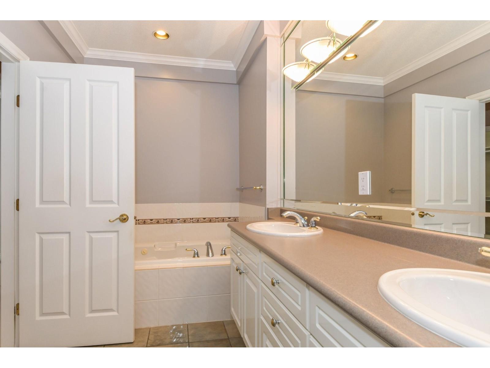 73 3355 Morgan Creek Way, Surrey, British Columbia  V3Z 0J9 - Photo 20 - R3156295