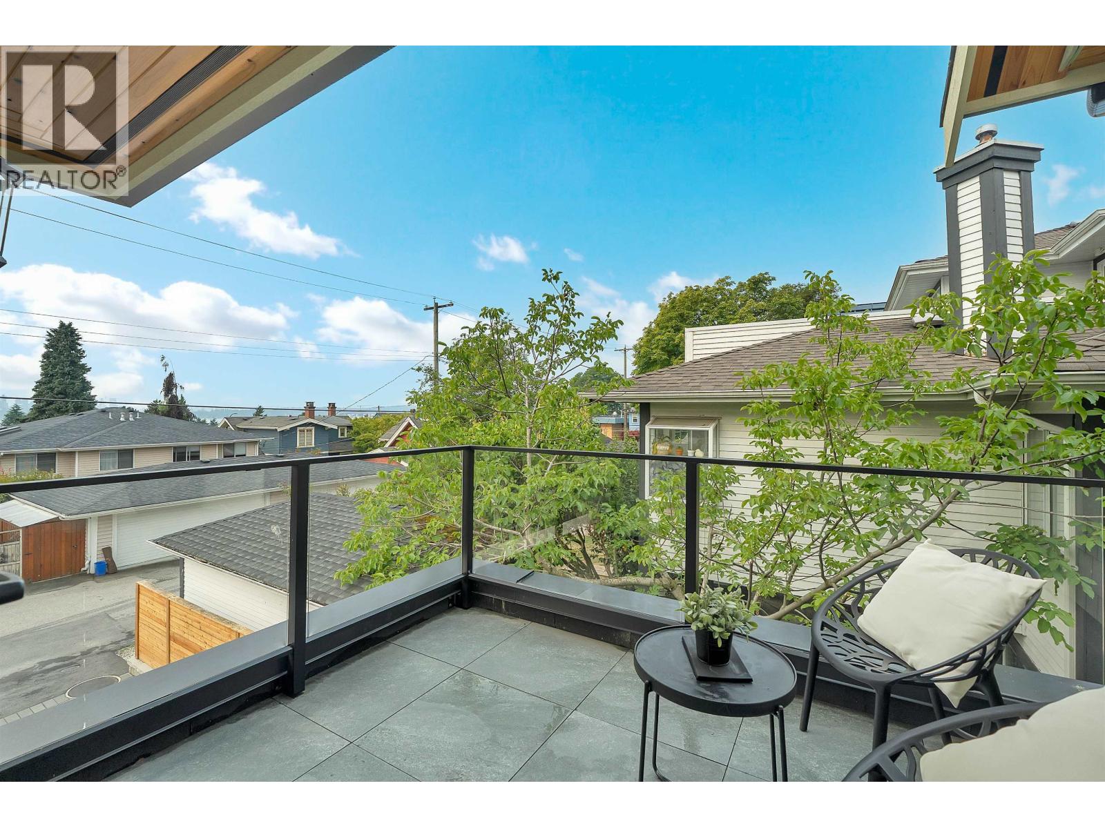 265 W 6th Street, North Vancouver, British Columbia  V7M 1K7 - Photo 16 - R3143768