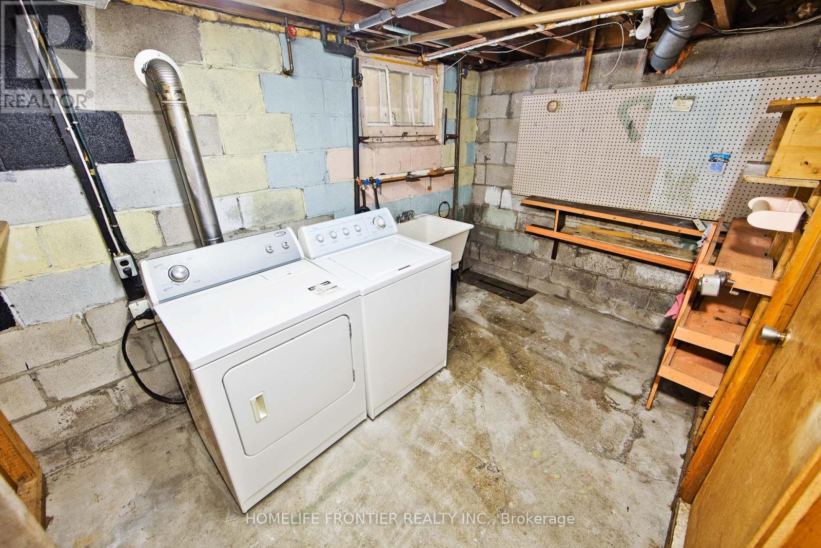 223 Elmwood Avenue, Toronto, Ontario  M2N 3M8 - Photo 19 - C13683586