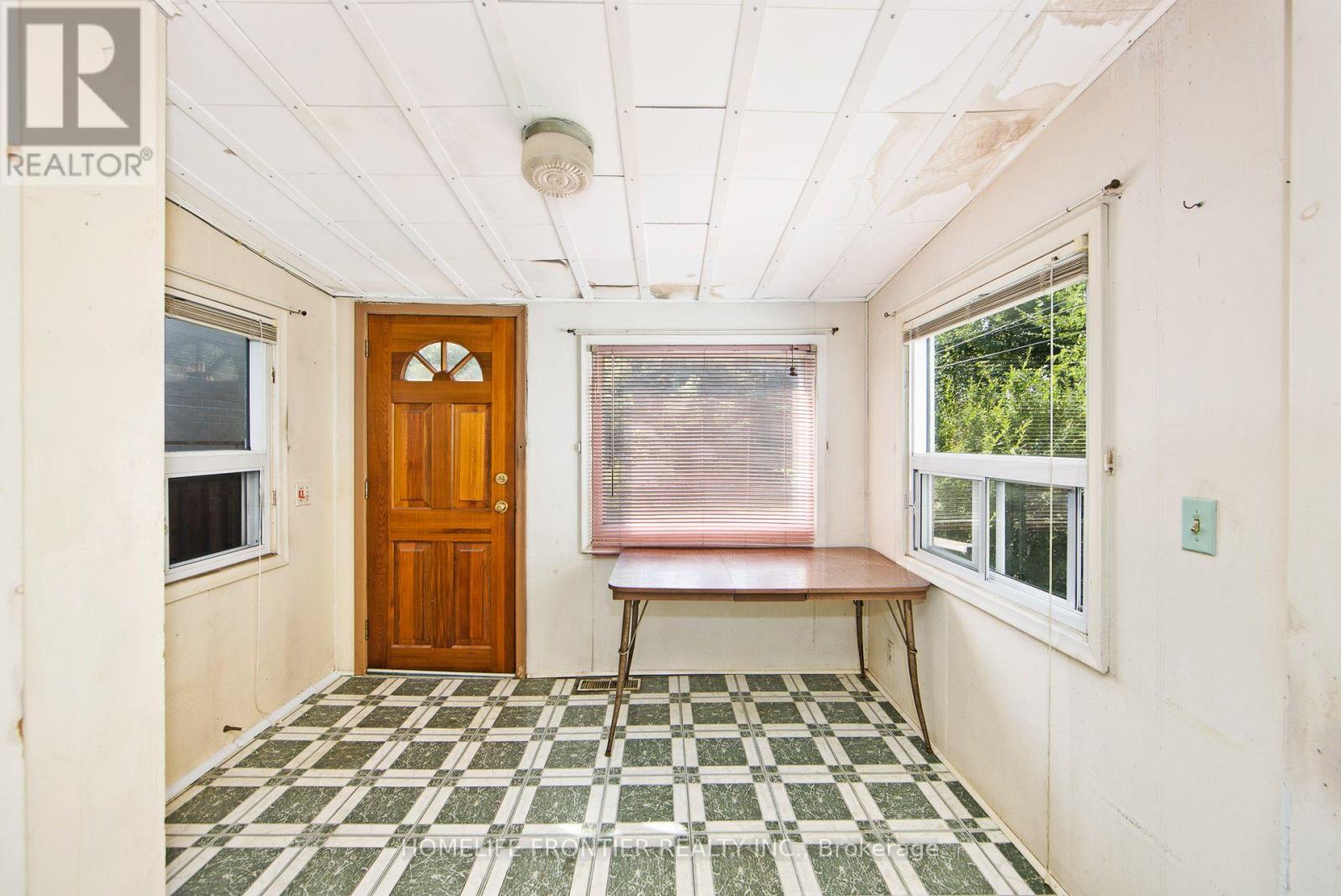 223 Elmwood Avenue, Toronto, Ontario  M2N 3M8 - Photo 8 - C13683586