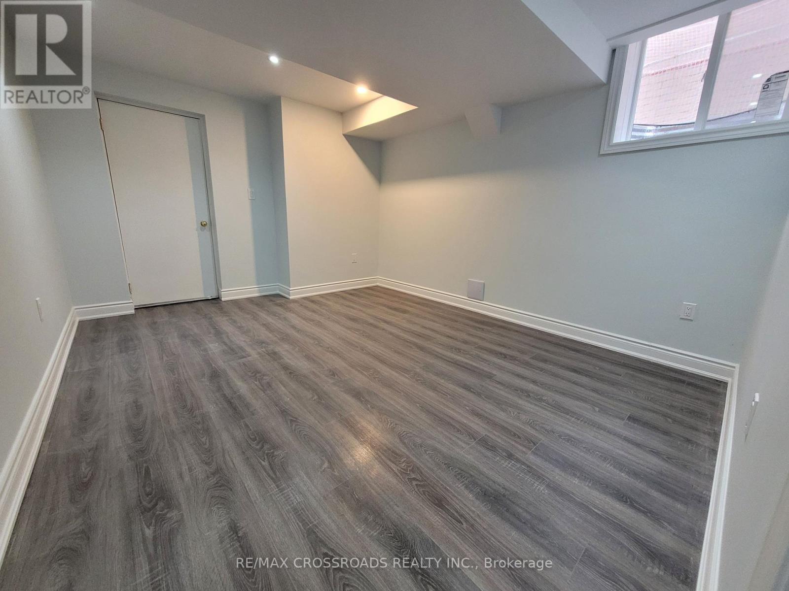 Lower - 157 Antorisa Avenue, Vaughan, Ontario  L4H 3S2 - Photo 11 - N13586544