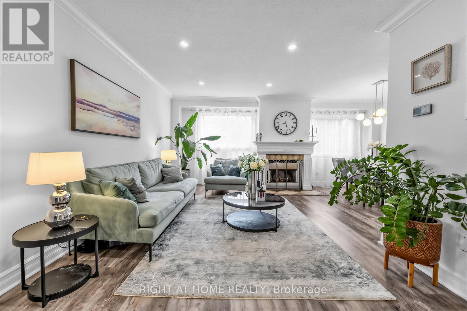21 - 2065 Amherst Heights Court, Burlington, Ontario  L7P 4R8 - Photo 4 - W13648330
