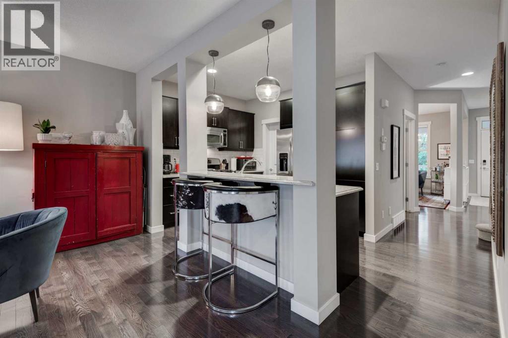 78 Ypres Green SW, Calgary, Alberta  T2T 6M1 - Photo 8 - A2316254