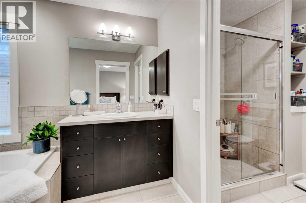 78 Ypres Green SW, Calgary, Alberta  T2T 6M1 - Photo 19 - A2316254