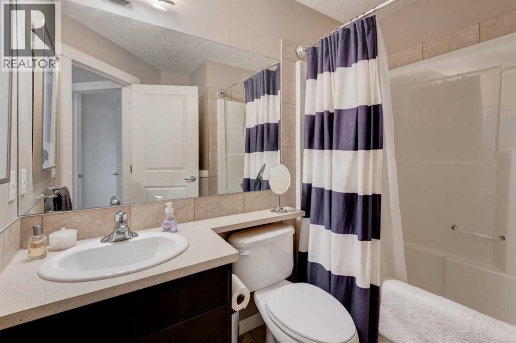 78 Ypres Green SW, Calgary, Alberta  T2T 6M1 - Photo 22 - A2316254