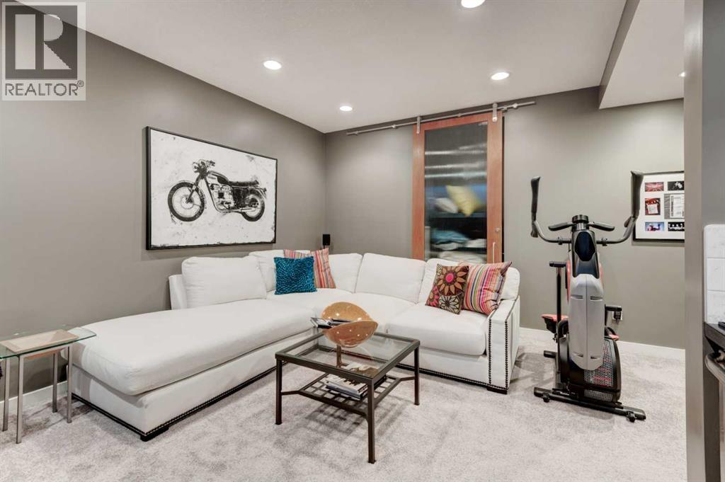 78 Ypres Green SW, Calgary, Alberta  T2T 6M1 - Photo 23 - A2316254