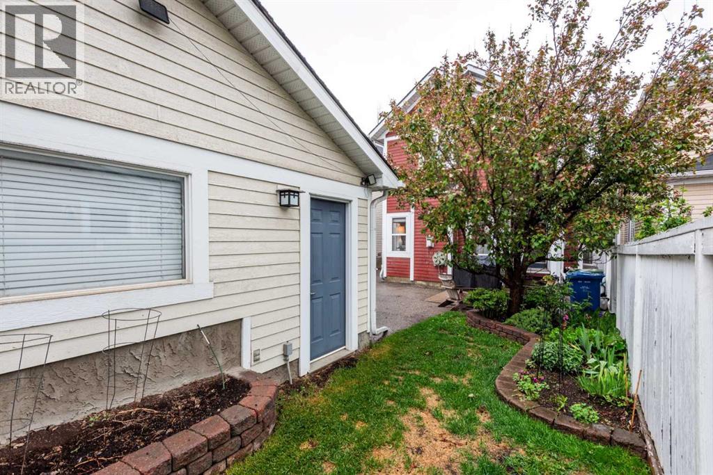 78 Ypres Green SW, Calgary, Alberta  T2T 6M1 - Photo 28 - A2316254