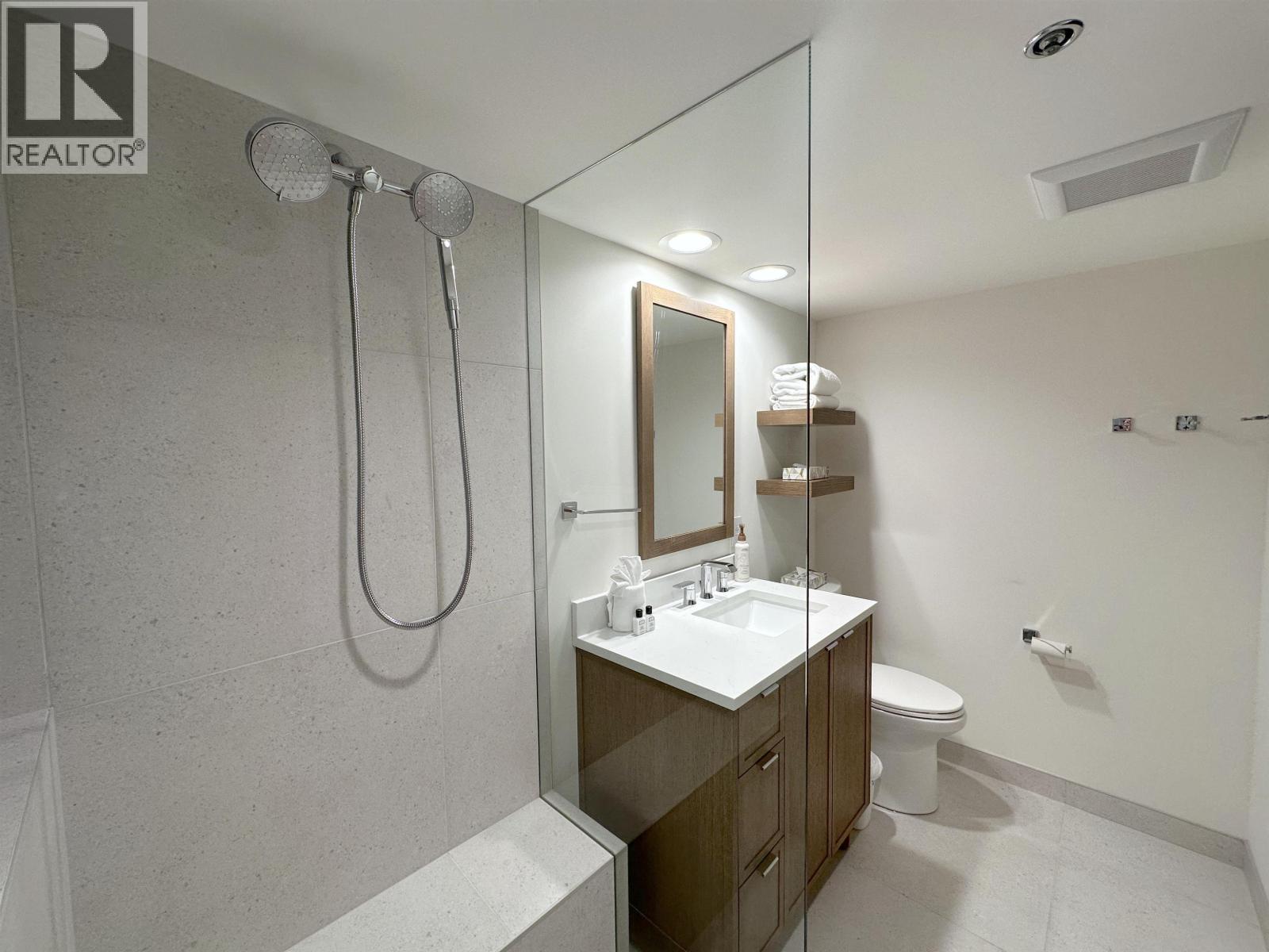 904wk15 4293 Mountain Square, Whistler, British Columbia  V8E 1B8 - Photo 7 - R3118495