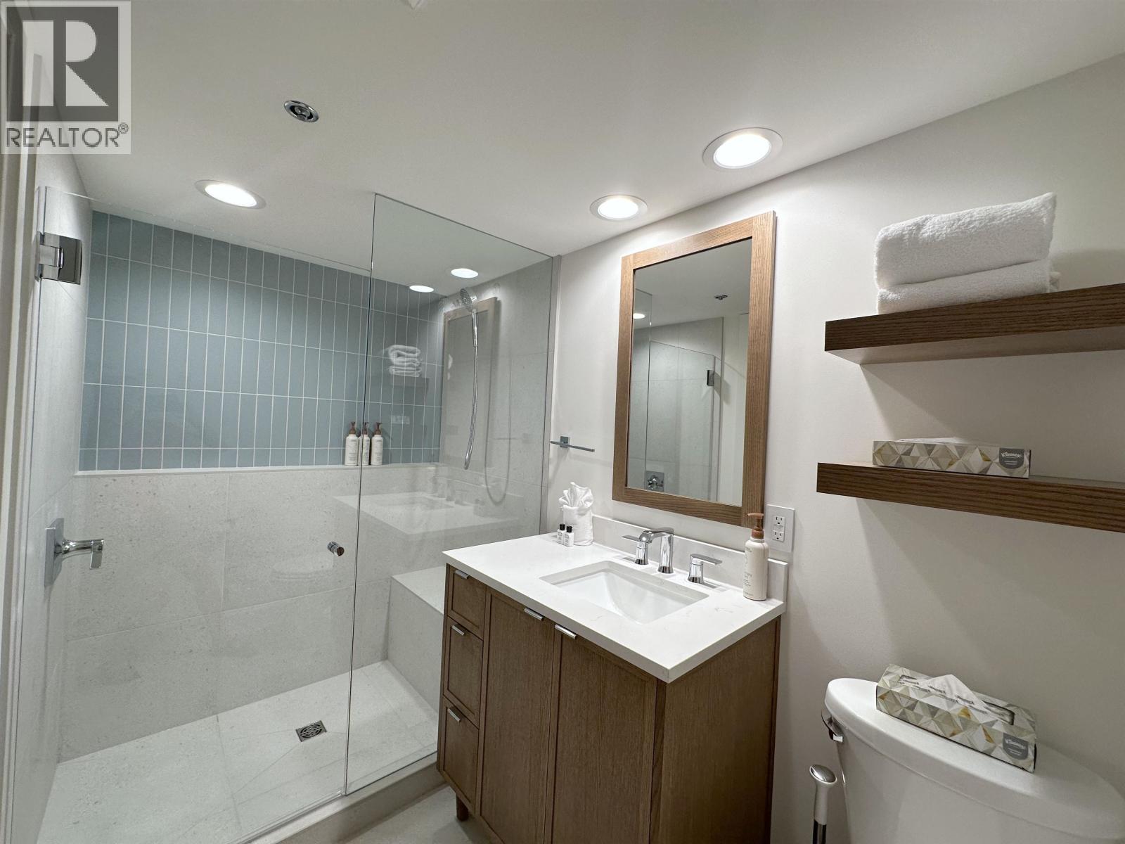 904wk15 4293 Mountain Square, Whistler, British Columbia  V8E 1B8 - Photo 8 - R3118495