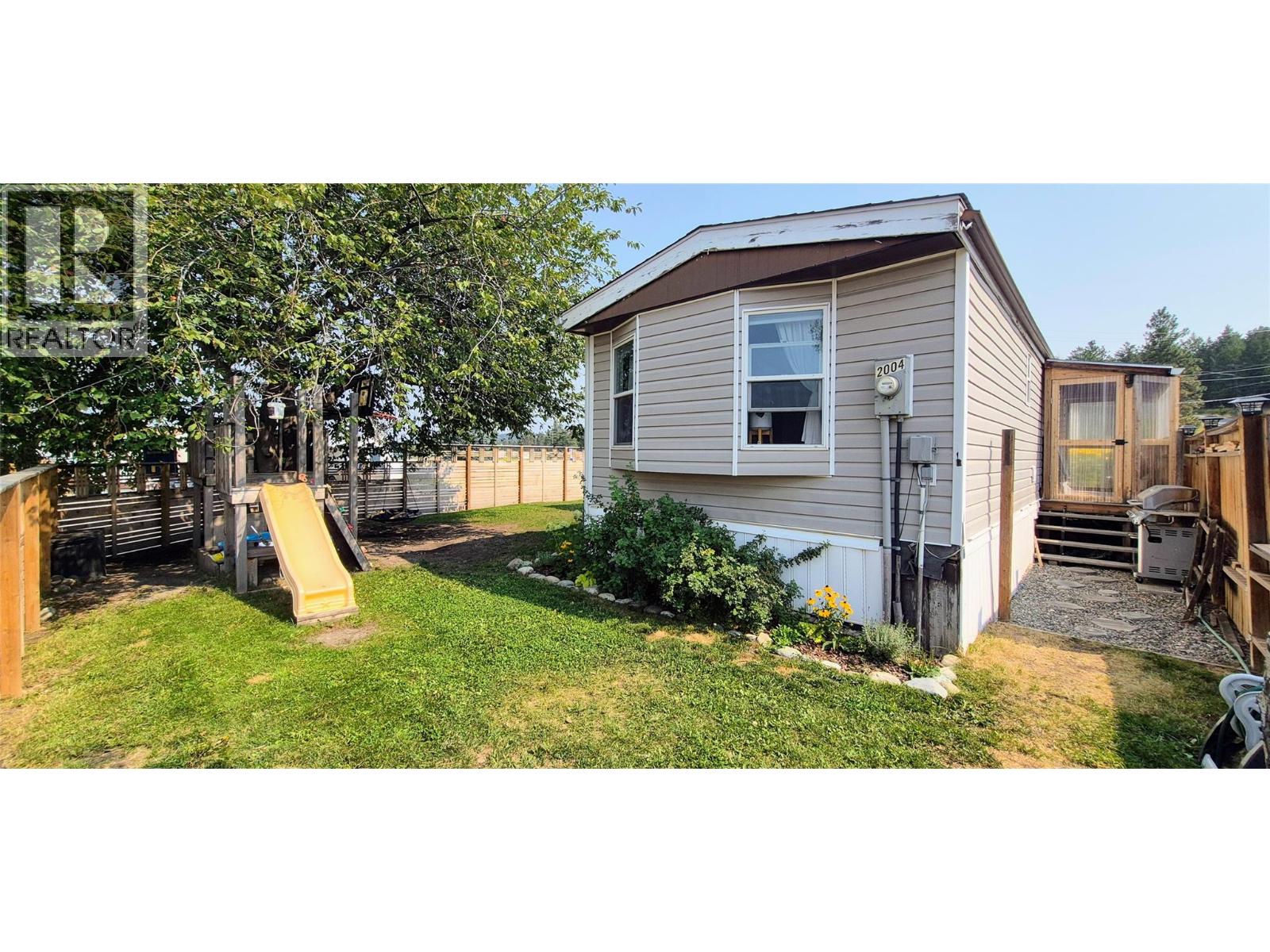 2004 Kokanee Crescent N, Cranbrook, British Columbia  V1C 5X2 - Photo 2 - 10398039