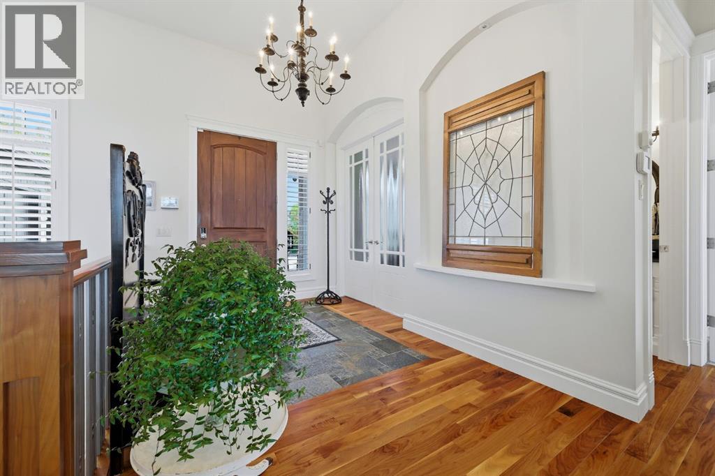 527 Montclair Place, Cochrane Lake, Alberta  T4C 1A8 - Photo 7 - A2337764
