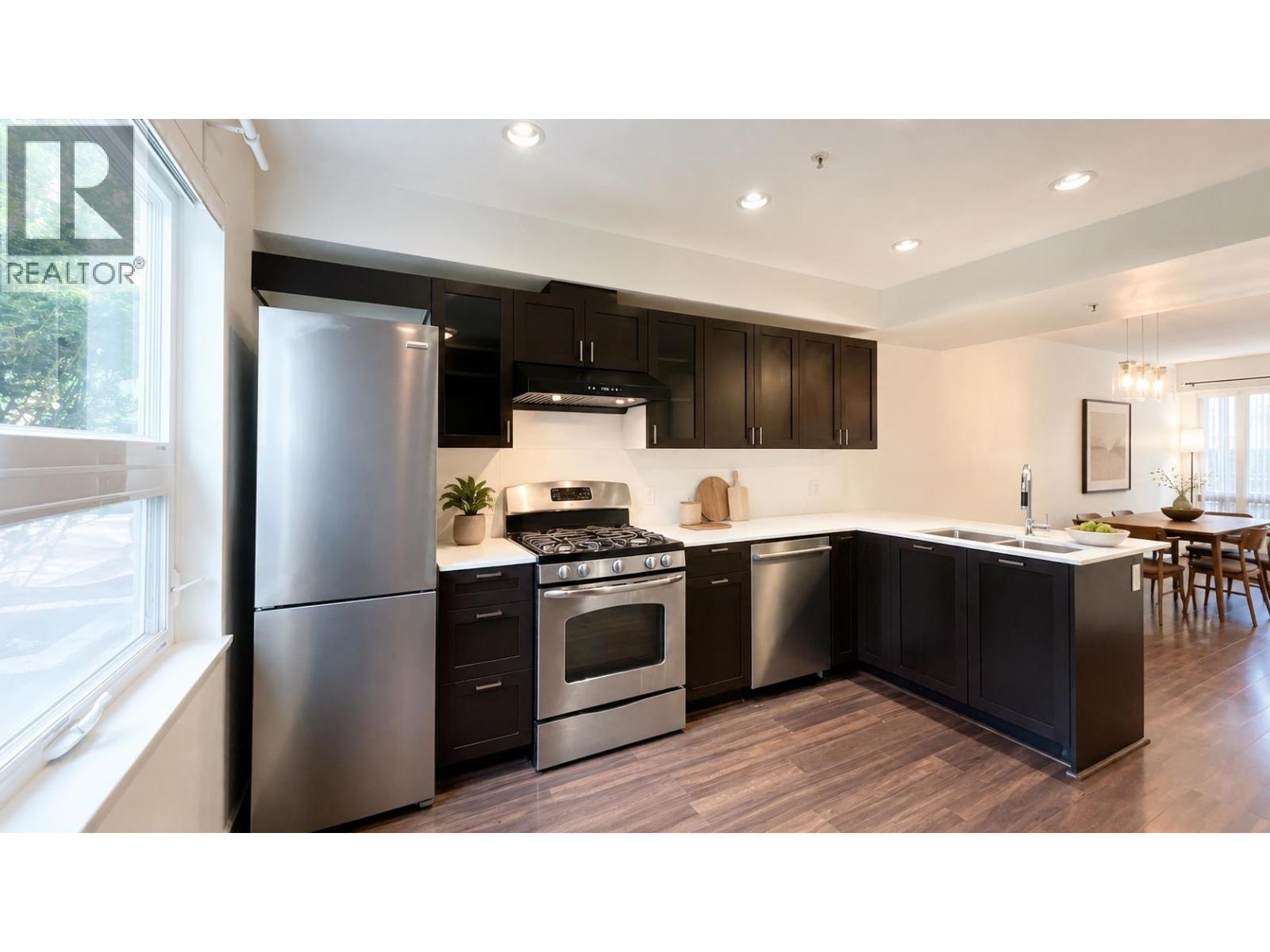 4888 Eldorado Mews, Vancouver, British Columbia  V5R 0B1 - Photo 10 - R3156551