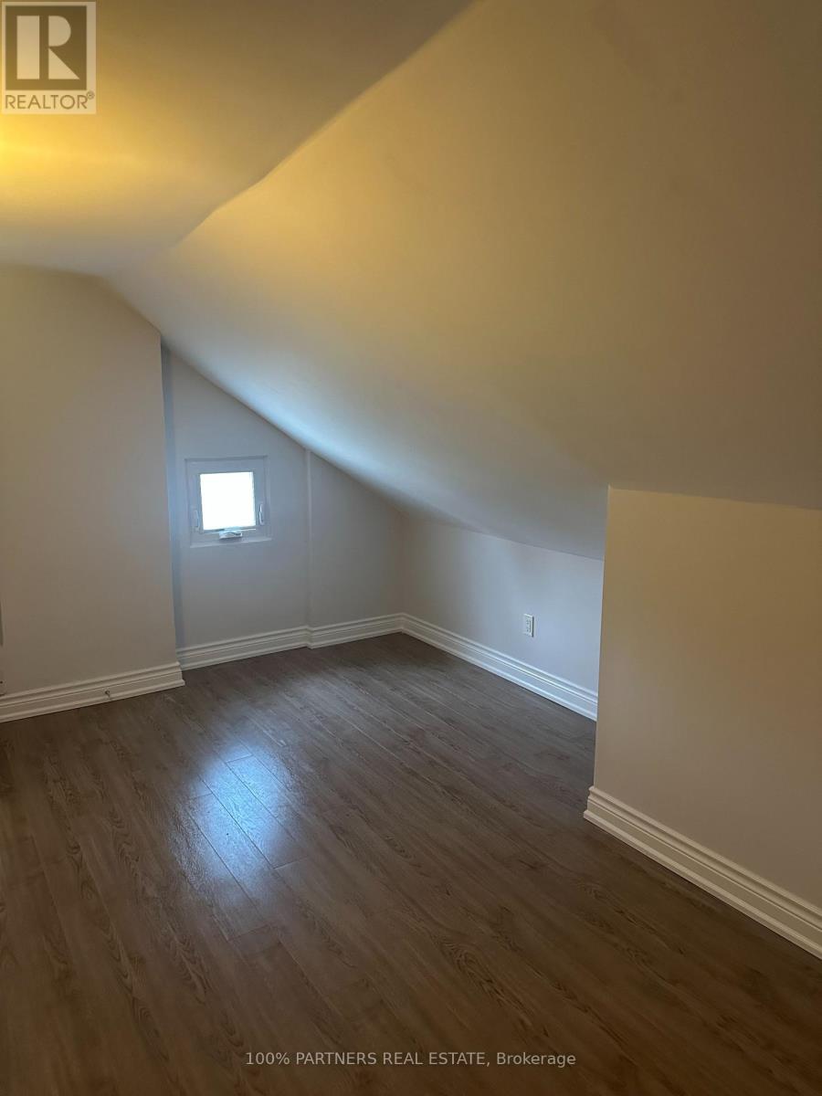 210 Bellwoods Avenue, Toronto, Ontario  M6J 2R1 - Photo 13 - C13685254
