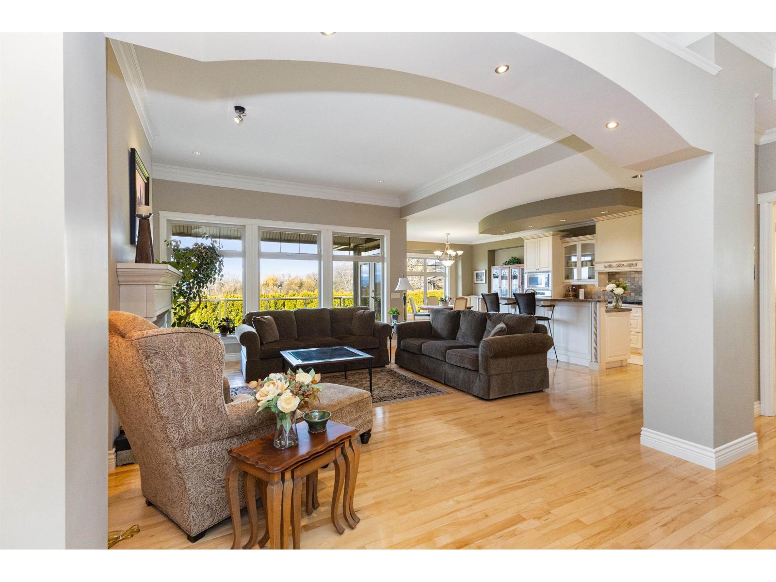 34745 Hearthstone Court, Abbotsford, British Columbia V2S 8G6 - Photo 3 - R3120743
