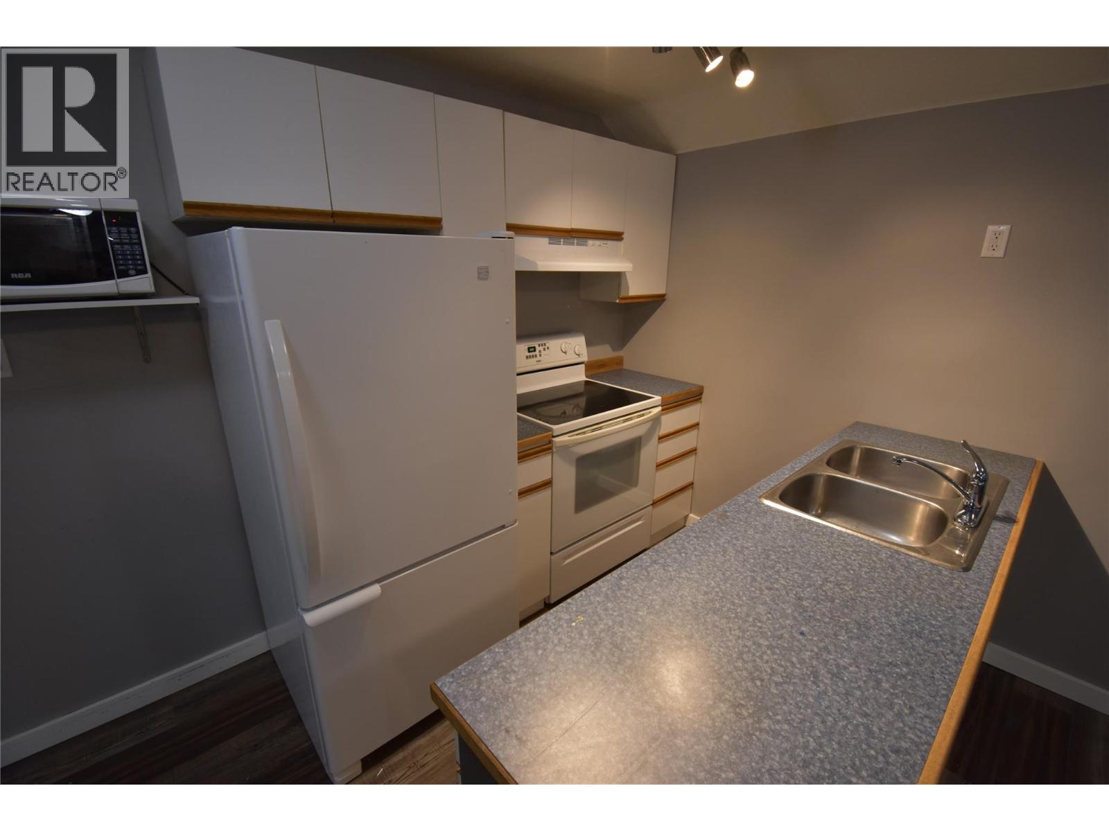 75 Mill Road, Fruitvale, British Columbia  V0G 1L1 - Photo 25 - 10388468