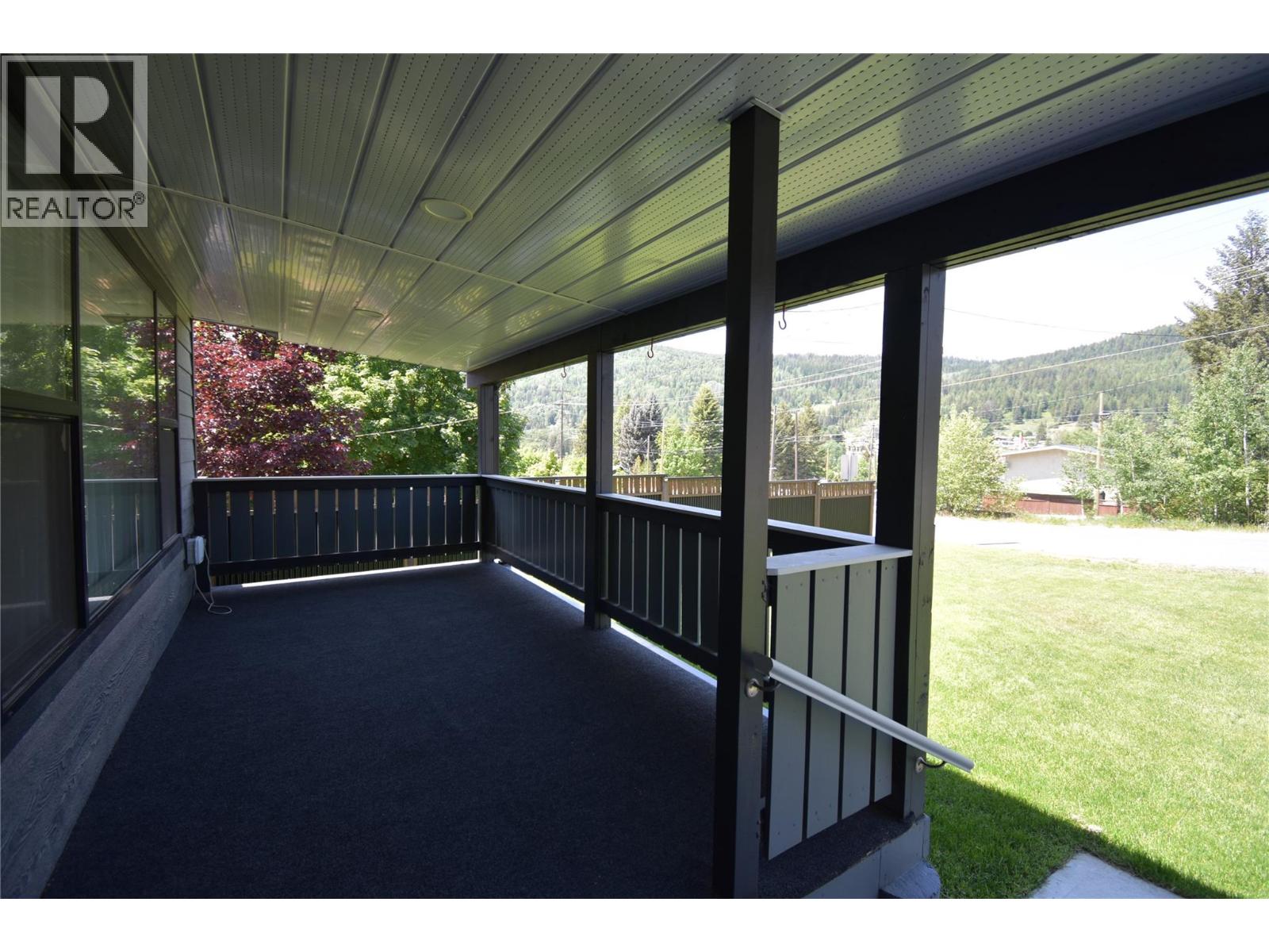 75 Mill Road, Fruitvale, British Columbia  V0G 1L1 - Photo 32 - 10388468
