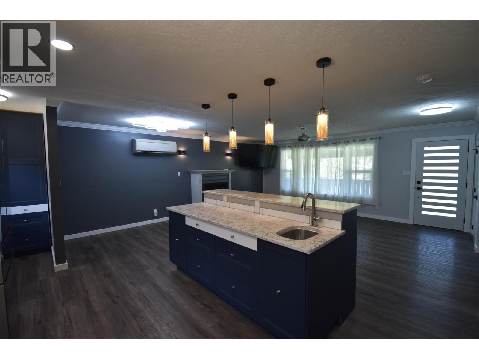 75 Mill Road, Fruitvale, British Columbia  V0G 1L1 - Photo 10 - 10388468