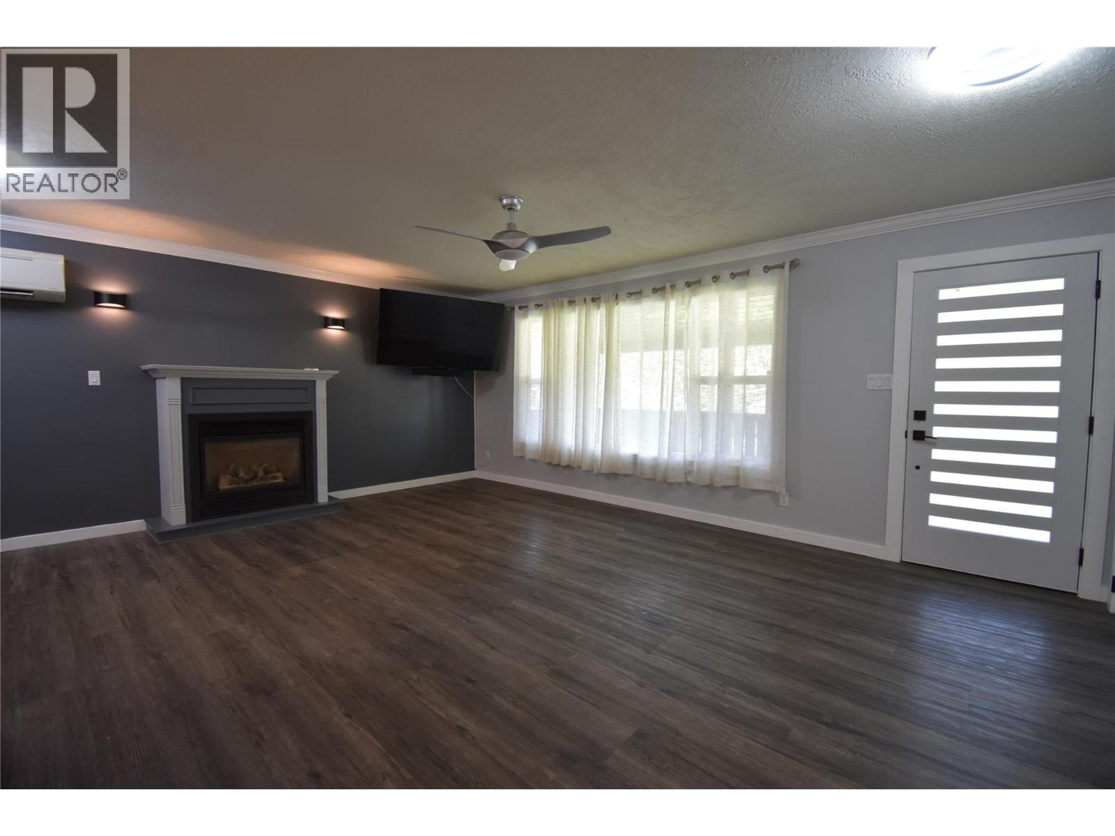 75 Mill Road, Fruitvale, British Columbia  V0G 1L1 - Photo 2 - 10388468