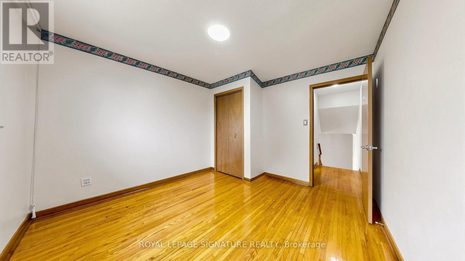 146 Maybourne Avenue, Toronto, Ontario  M1L 2W6 - Photo 13 - E13685256
