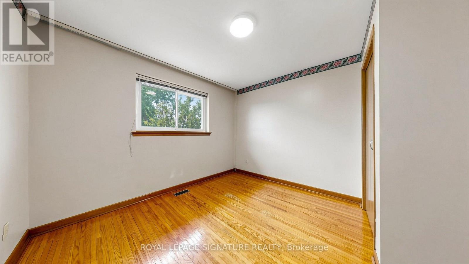 146 Maybourne Avenue, Toronto, Ontario  M1L 2W6 - Photo 14 - E13685256