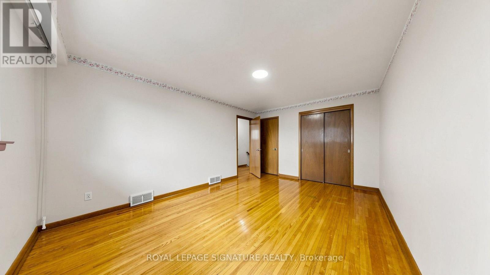 146 Maybourne Avenue, Toronto, Ontario  M1L 2W6 - Photo 17 - E13685256