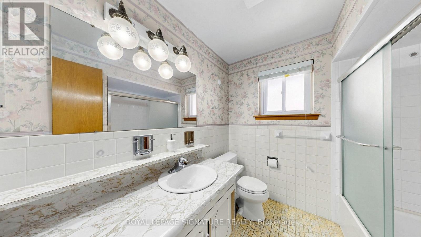 146 Maybourne Avenue, Toronto, Ontario  M1L 2W6 - Photo 20 - E13685256