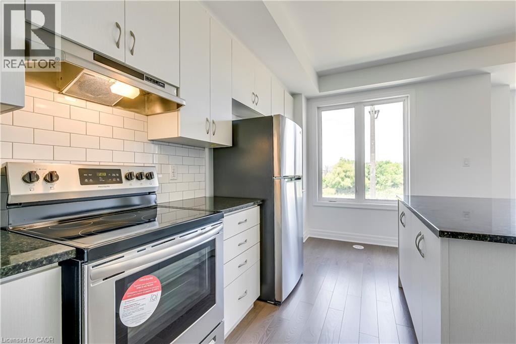 3018 John Mckay Boulevard, Oakville, Ontario L6H 3Z9 - Photo 15 - 40851832