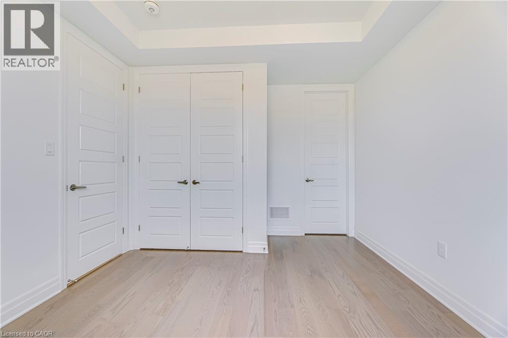 3018 John Mckay Boulevard, Oakville, Ontario L6H 3Z9 - Photo 6 - 40851832