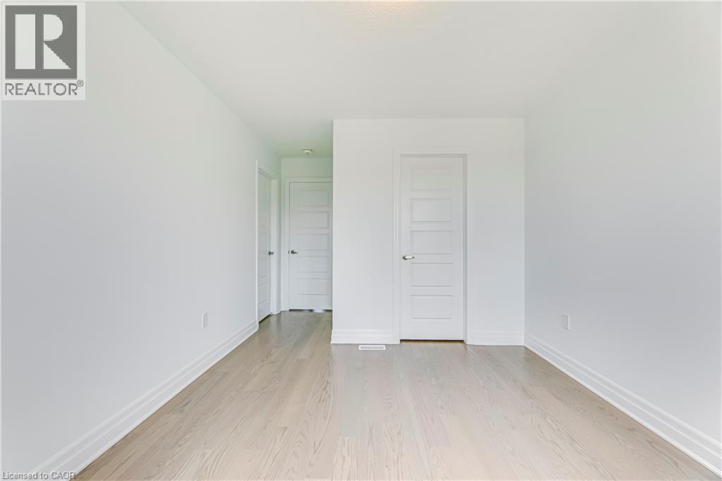 3018 John Mckay Boulevard, Oakville, Ontario L6H 3Z9 - Photo 30 - 40851832